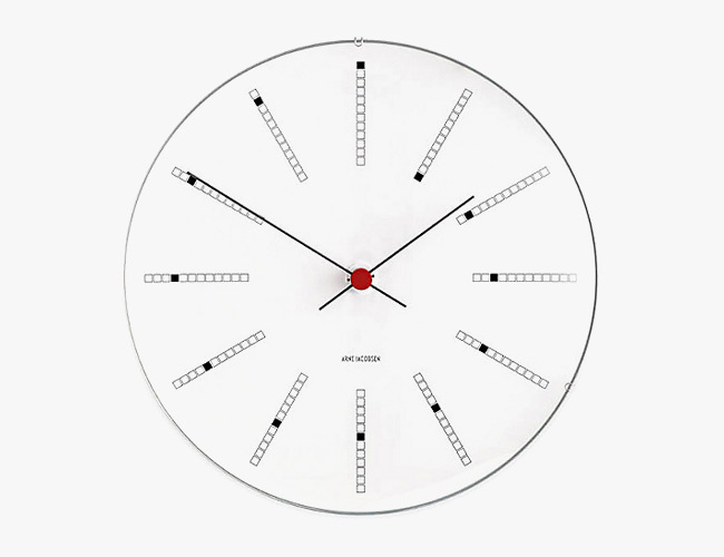 minimal-wall-clocks-gear-patrol-bankers