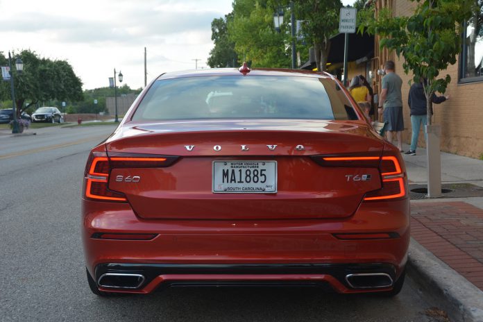 2019 Volvo S60 Rear View