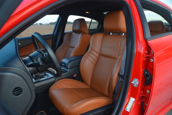 Dodge Charger SRT Hellcat Widebody Seats