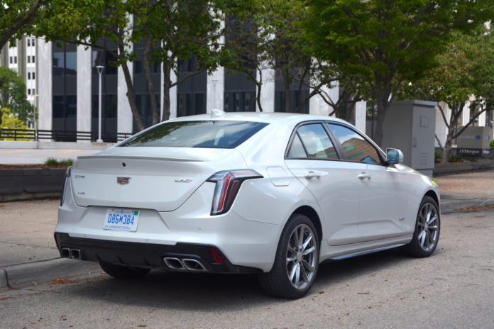 2021 Cadillac CT4-V specs
