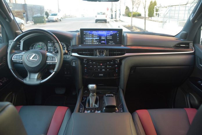 2021 Lexus LX570 interior