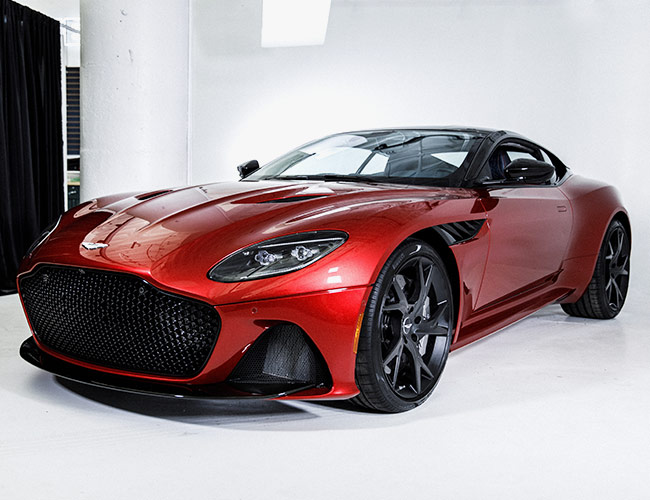 The Aston Martin DBS Superleggera Is Hyper-Aggressive, Will Scare Supercars and Take Their Lunch Money
