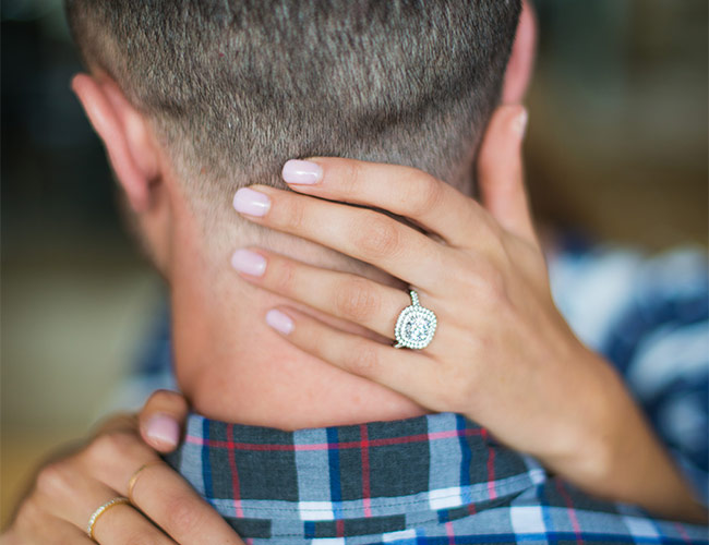 Designing the Perfect Engagement Ring Online Is Easy (and Cheaper Than Going to a Store)