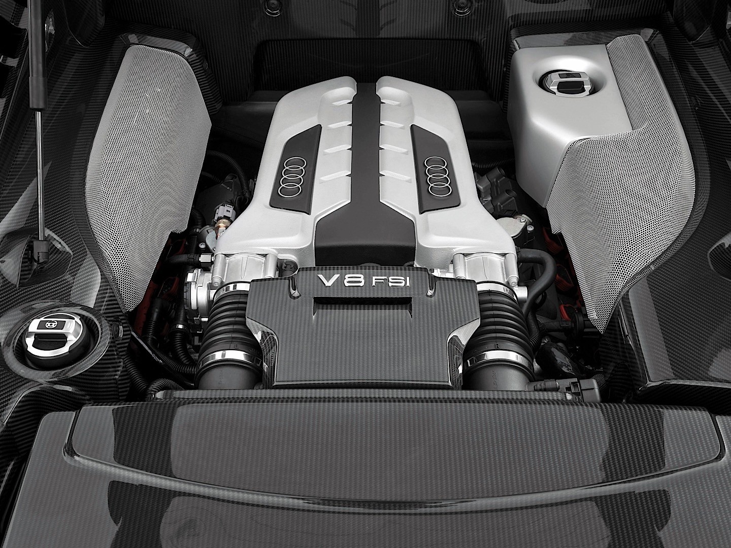 Audi 4.2L FSI Engine