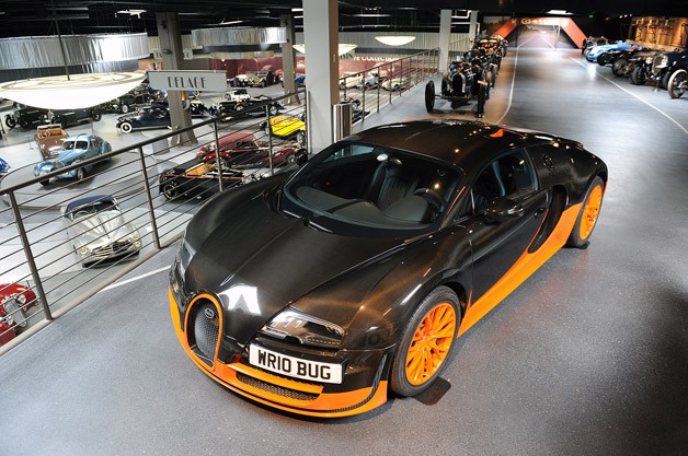 sx-z | Bugatti Veyron 16.4 Super Sport World Record Edition visits the Mullin Museum