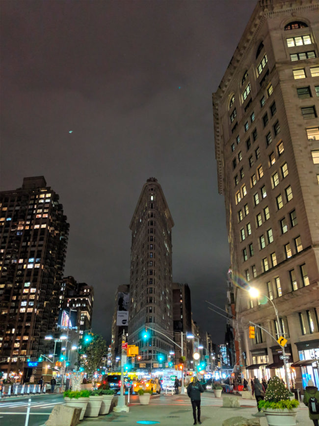 Google-Pixel-Night-Sight-Gear-Patrol-Flatiron-Slide-1