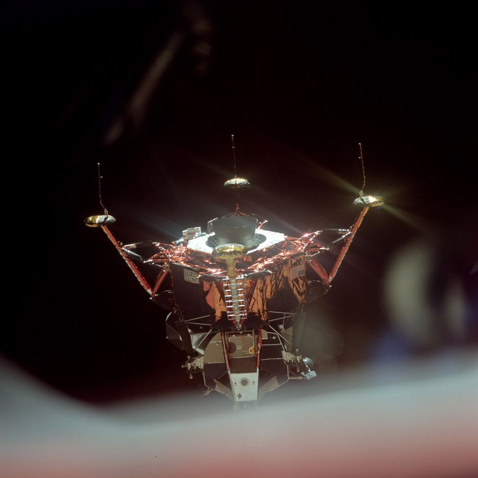 Inspection of the lunar module (callsign: Eagle) before it starts its descent to the Lunar surface.