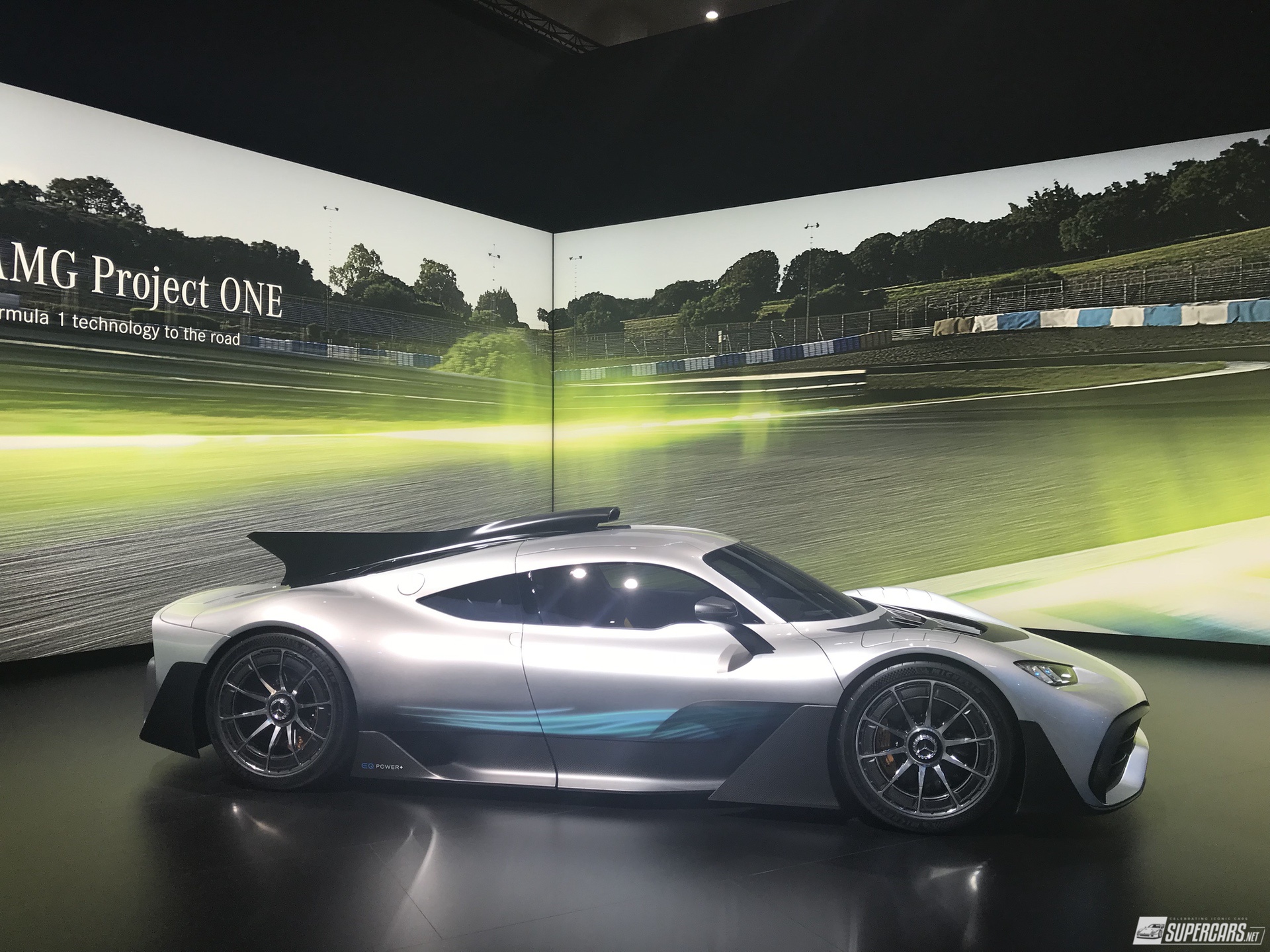  Side profile of Mercedes-AMG One at the 2017 Dubai International Motor Show
