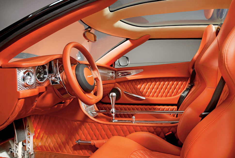 Spyker-Gear-SHift-Gear-Patrol
