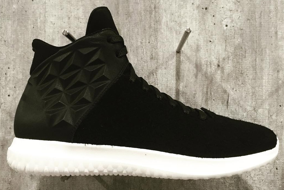 best-shops-gear-patrol-nicekicks