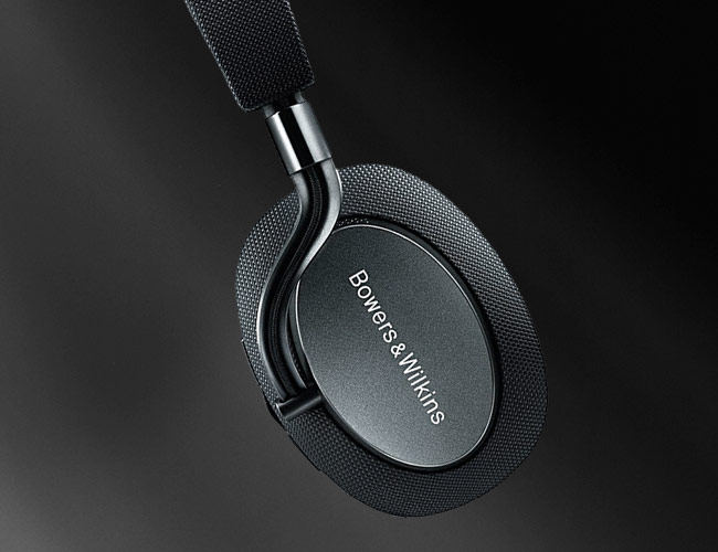 Act Fast and Save $50 on My Favorite Noise-Canceling Headphones