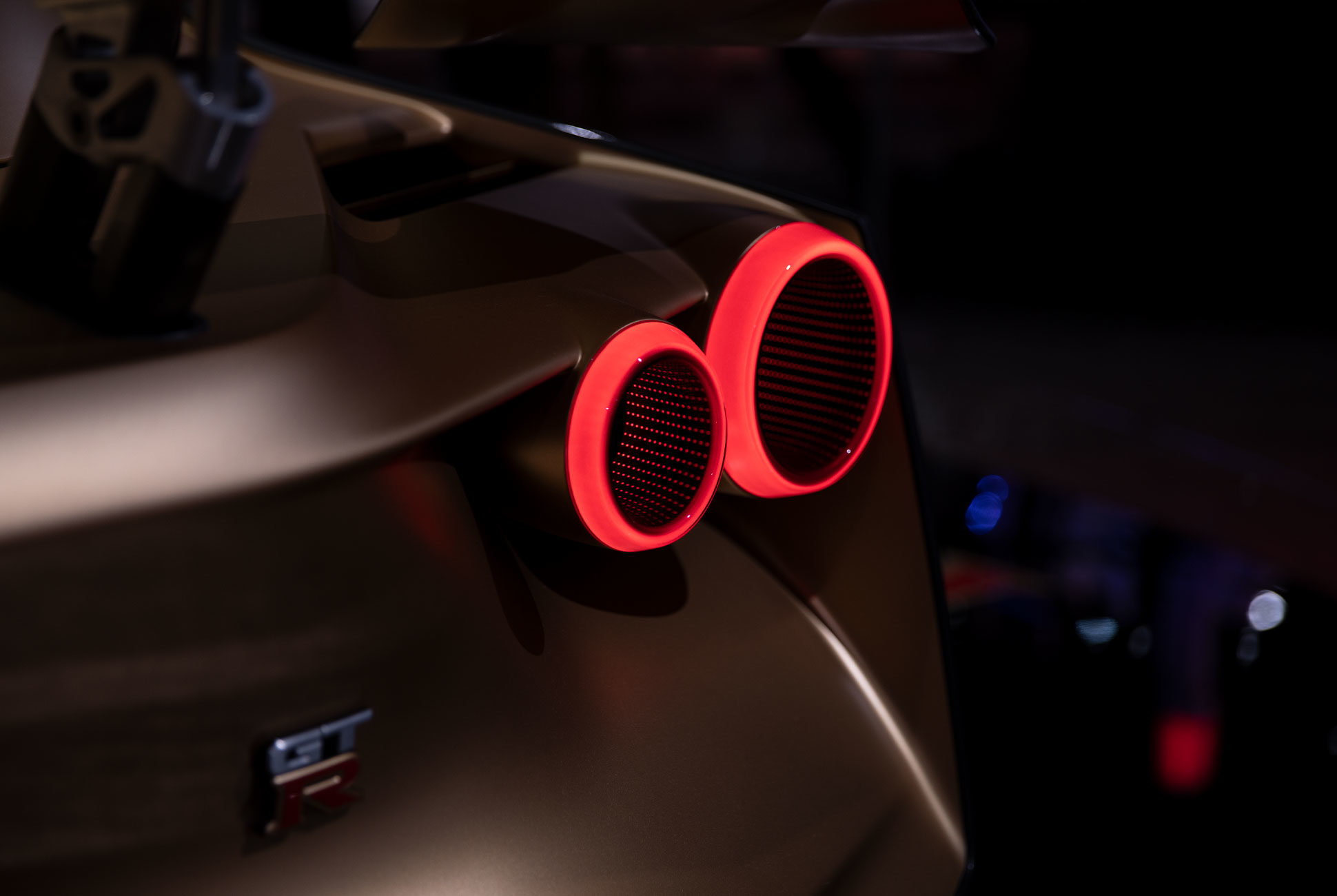 NYIAS-Details-Gear-Patrol-GTR-Slide-1