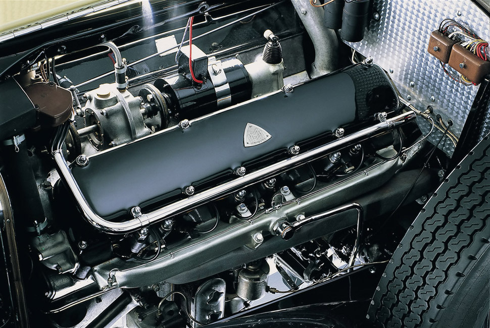 Even the engine was given a luxurious amount of space.