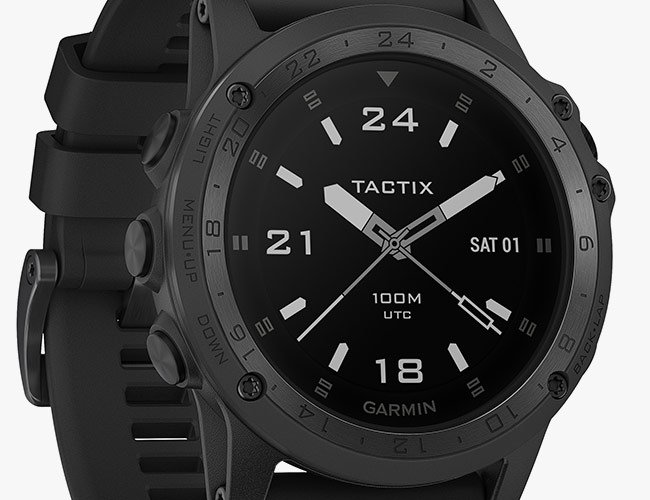 This Tactical Watch Will Get You Out of the Woods Faster