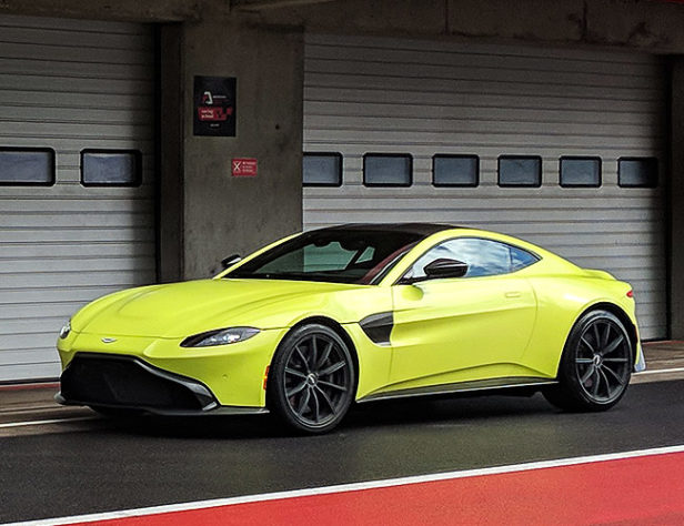 2019 Aston Martin Vantage Review: Exactly Why James Bond Doesn’t Drive a Porsche