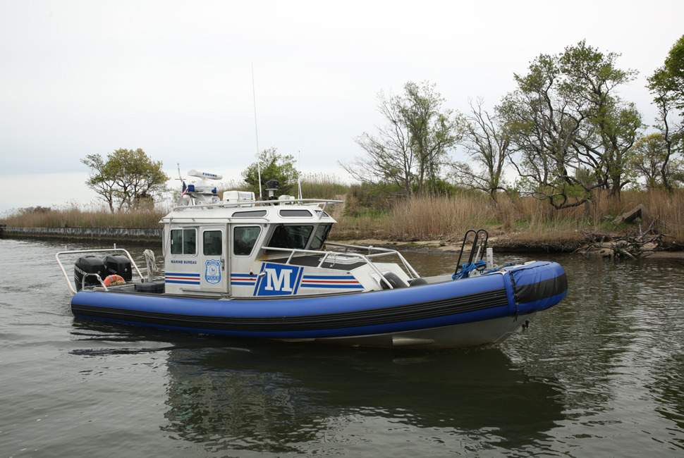 Safe-Boat-Gear-Patrol-Slide-13