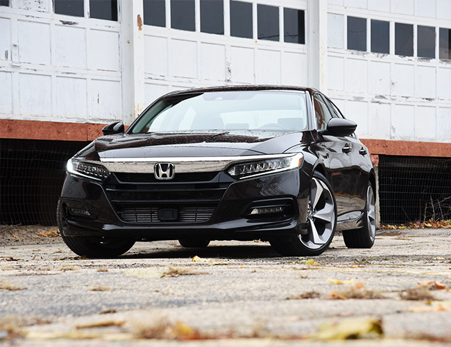 The New Turbocharged Accord Is a Sound Argument for Not Buying a Luxury Car