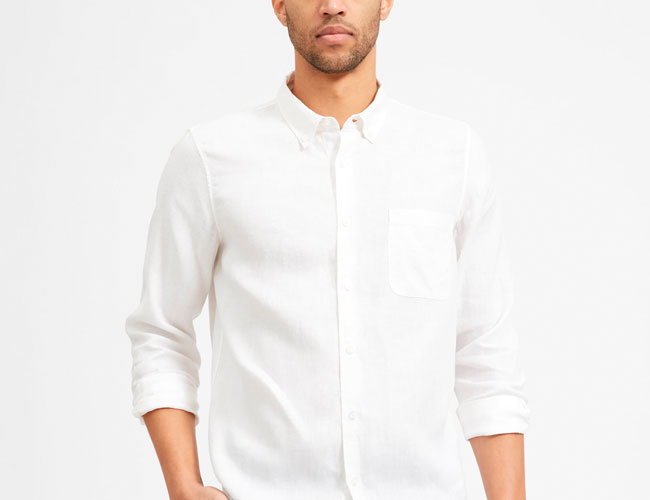 Back in Stock: Everlane Reissues Its Popular Linen Shirt for Spring and Summer
