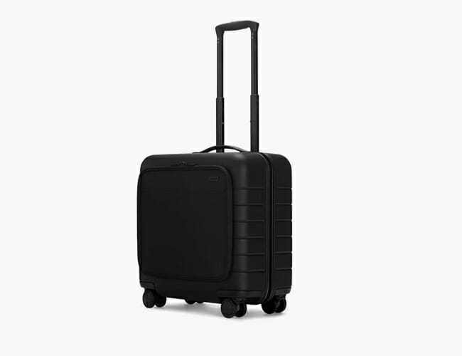 Business Travelers Will Love This Compact Suitcase
