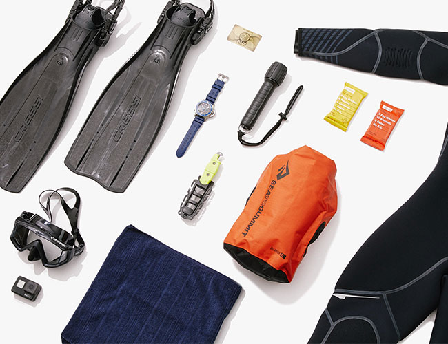 The 11 Essentials You Need for a Perfect Summer Dive