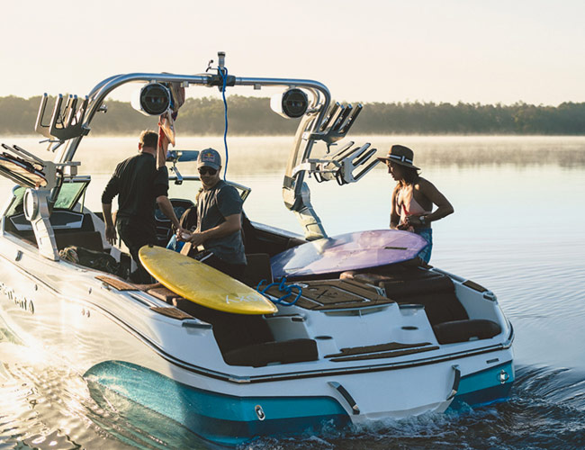 MasterCraft’s New Boat Will Let You Surf Anywhere