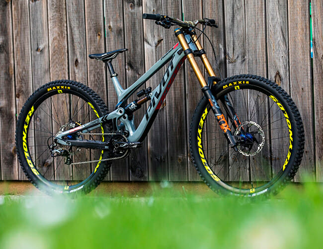 This Borderline Insane New Downhill Mountain Bike Is Built for Speed