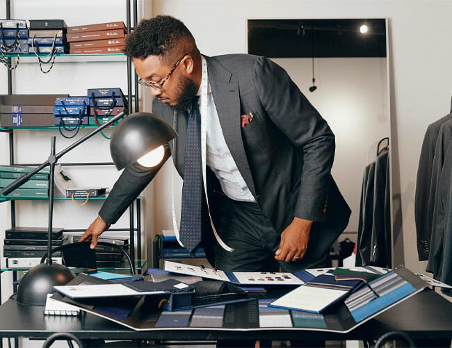 All the Stylish Essentials to Grab on a Trip to Detroit