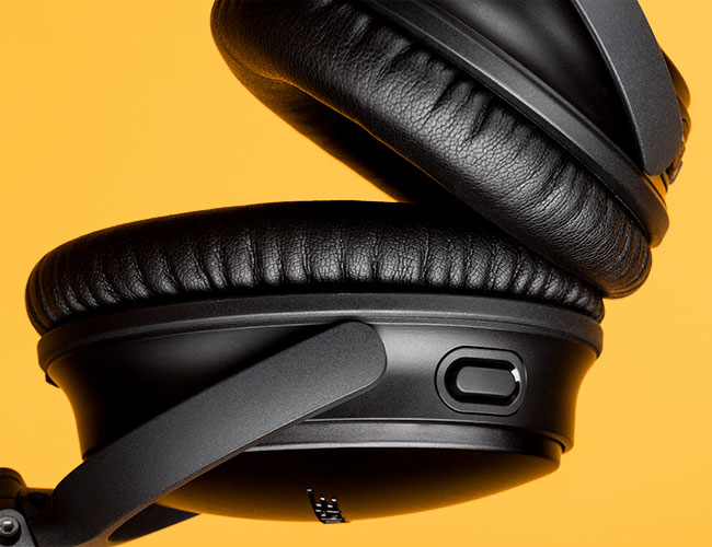 How Do Active Noise-Canceling Headphones Work?