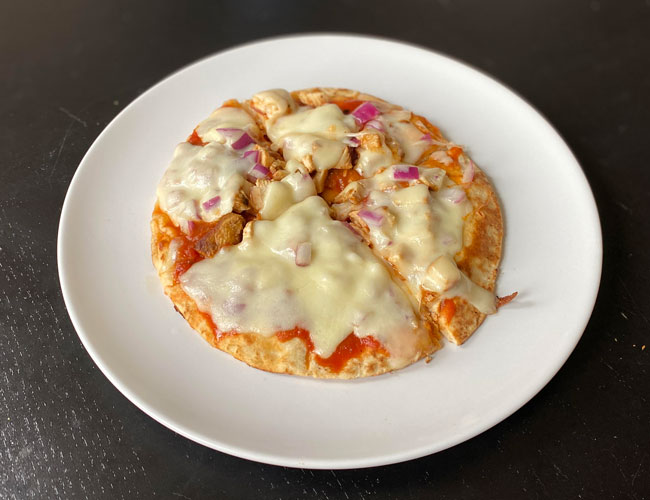 This Delicious Homemade Pizza Shreds Cheese — and Abs