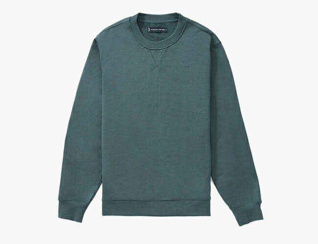 Everlane Perfected Its Wardrobe Basics for Everyday Wear