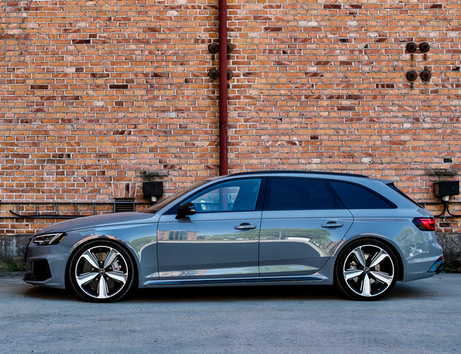 Audi RS4 Avant Review: Possibly the Best All-Around Car in the World