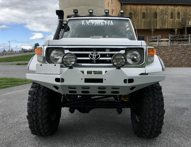 Buy This Sexy Vintage 2-Door Toyota Land Cruiser Before We Do