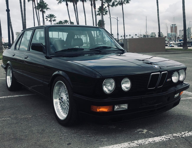 This Restored BMW M5 Is a Thing of Beauty
