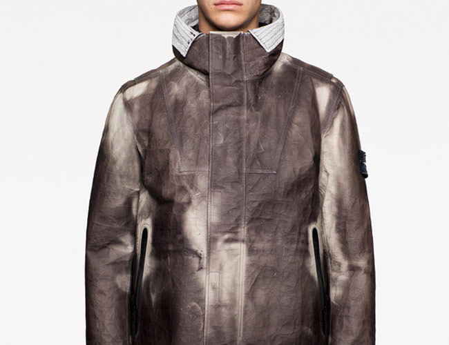 This Thermo-Sensitive Dyneema Jacket Could Change Technical Wear Forever
