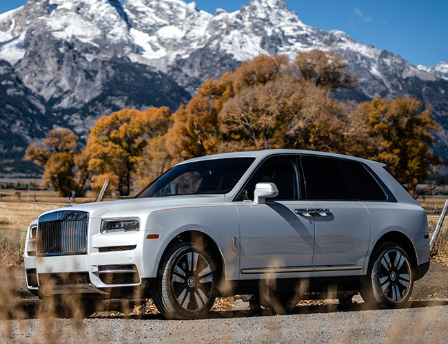 The New Rolls-Royce Cullinan SUV Is a Sure-Footed Hulk and Glamorous to a Fault