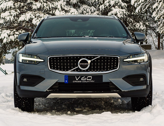 2020 Volvo V60 Cross Country Review: Setting the AWD Bar