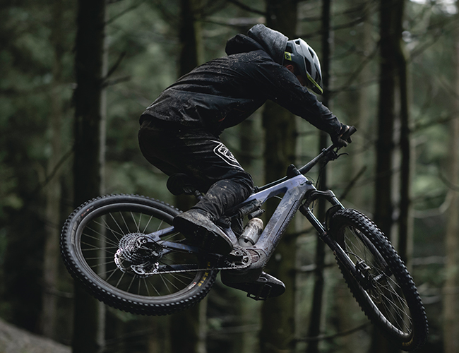 One of the Best E-Mountain Bikes Just Got Even Better