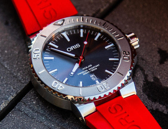 The Affordable Oris Aquis Date Relief Packs a Punch