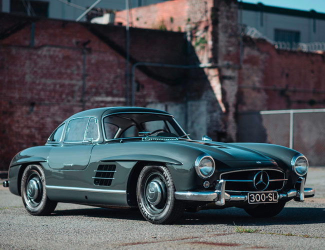 One of the Most Iconic Mercedes-Benzes of All Time Is Up For Grabs