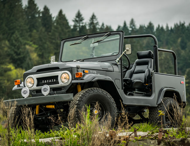 Score This Stunning Toyota FJ40 Land Cruiser In Time For Summer