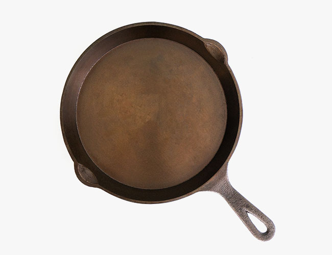 This Might Be the Lightest Cast-Iron Skillet You Can Buy