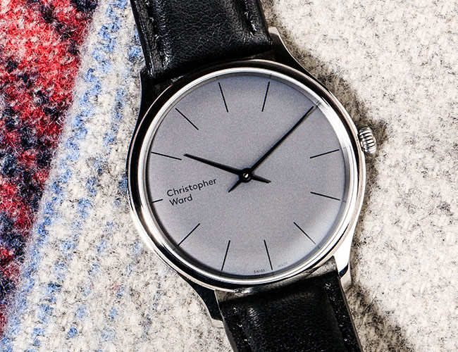 Christopher Ward Malvern 595 Review: An Ultra-Thin Watch at an Ultra-Low Price