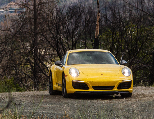 The Best Thing about the Porsche 911 Carrera T Is that There’s Literally Less of It