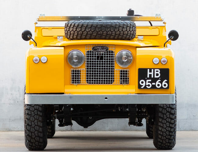 This Vintage Land Rover Was Custom-Made to Carry Motorcycles