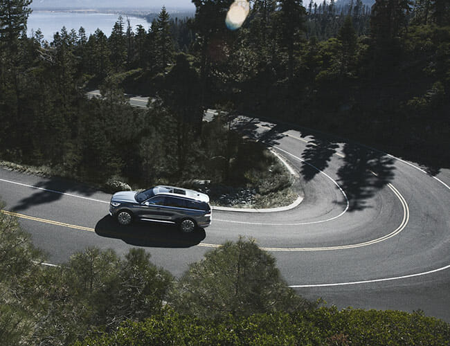 These Are the Best Cars for Fall Leaf Peeping