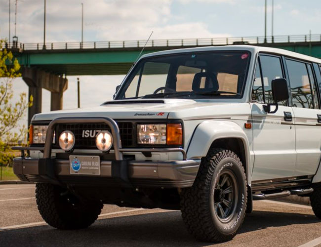 Forget the Old Jeeps and G-Wagens and Get This Isuzu Trooper