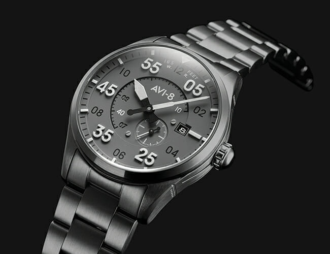 This Affordable Automatic Pilot’s Watch Pays Homage to a Famous WWII Fighter Plane