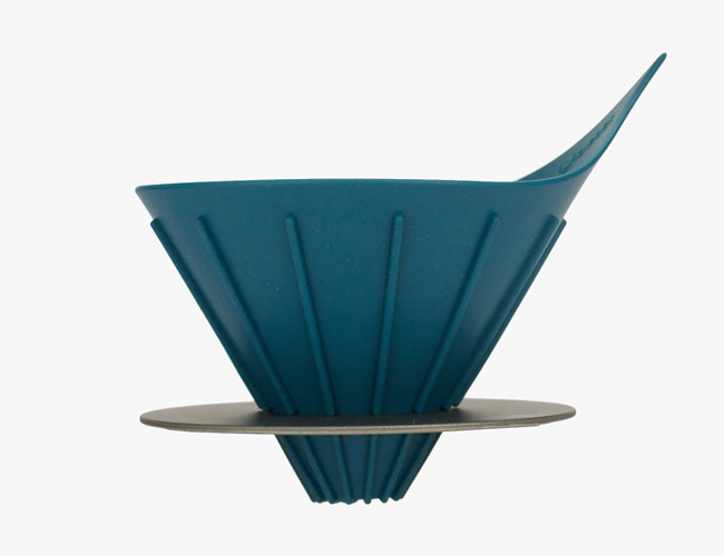 This Is the Most Travel-Friendly Coffee Maker There Is