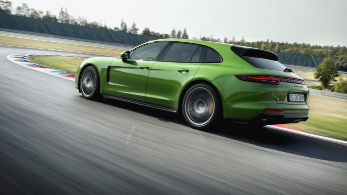Green Porsche Panamera GTS Sport Turismo